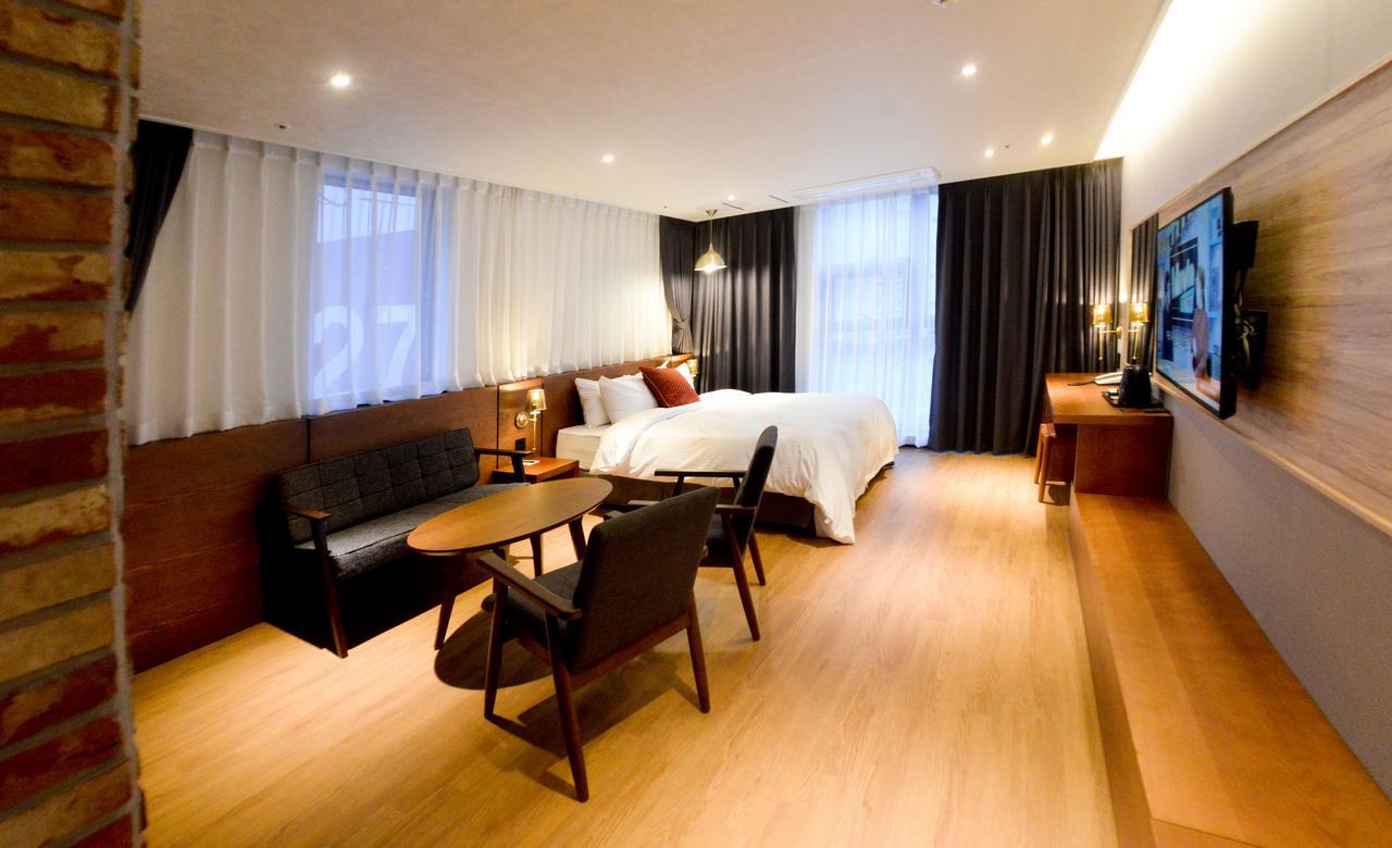 New Grand Hotel Jinju Exterior photo